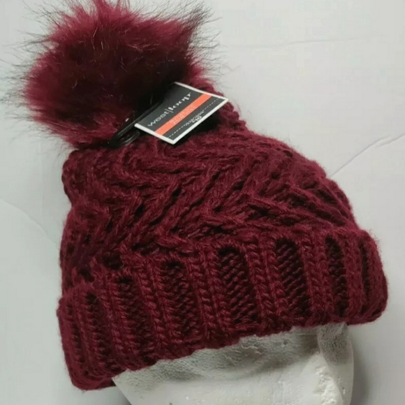 NEW Westloop Knit Pom Cuff Beanie Winter Hat, Skull Cap. Wine. Women, One Size. - Picture 3 of 7